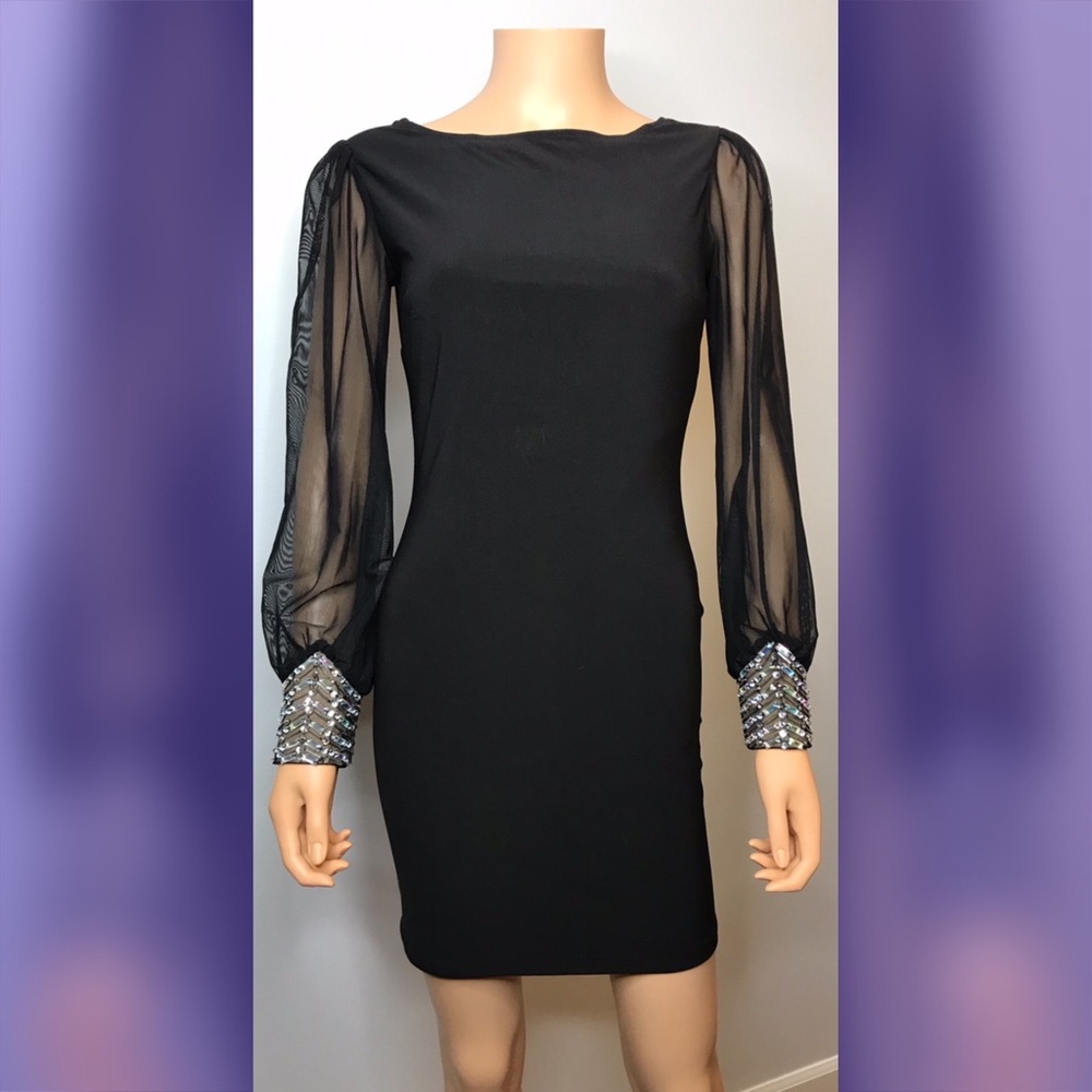 OPEN BACK - V SHAPE - DRESS WITH MESH SLEEVES - Picture 2 of 6